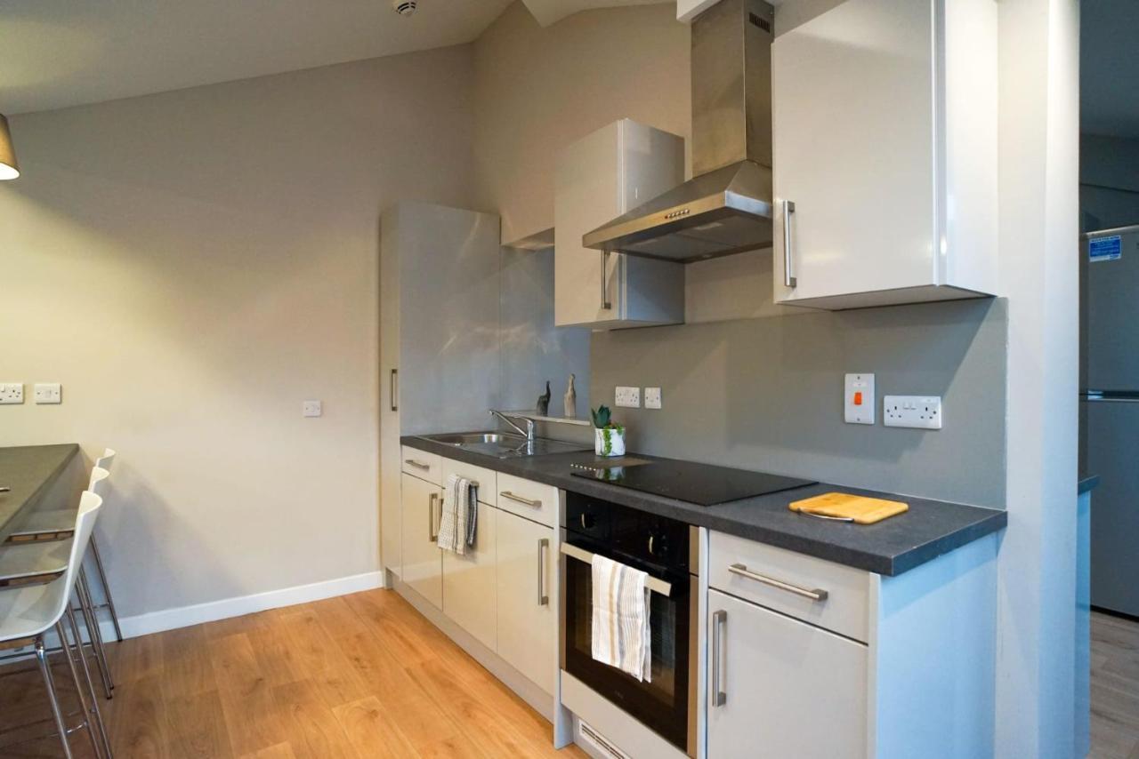1 Bedroom Apartments, Studios And Ensuite Bedrooms With Shared Kitchen At Centro House In Stirling Ngoại thất bức ảnh