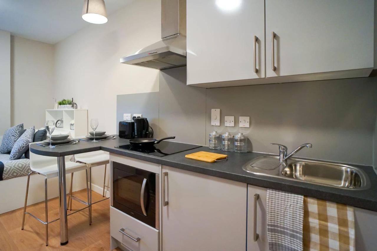 1 Bedroom Apartments, Studios And Ensuite Bedrooms With Shared Kitchen At Centro House In Stirling Ngoại thất bức ảnh