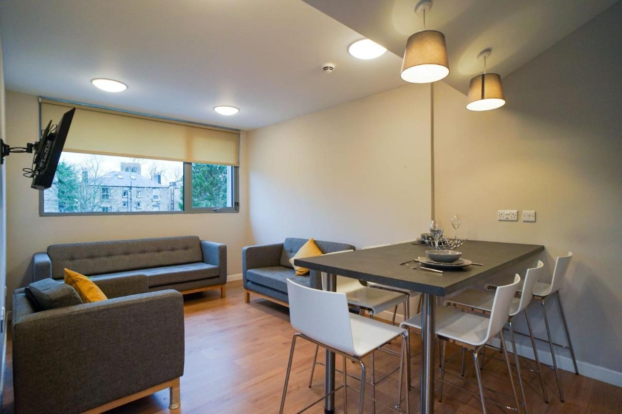 1 Bedroom Apartments, Studios And Ensuite Bedrooms With Shared Kitchen At Centro House In Stirling Ngoại thất bức ảnh