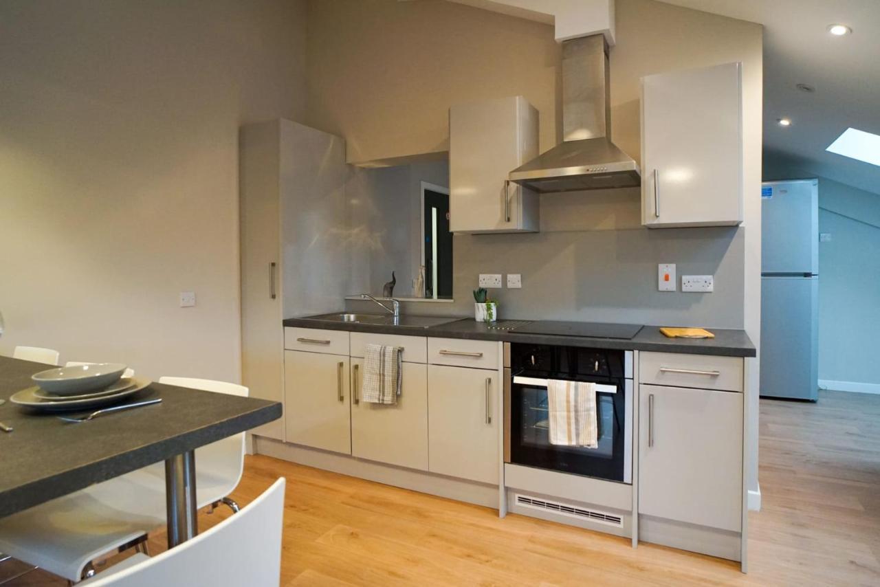 1 Bedroom Apartments, Studios And Ensuite Bedrooms With Shared Kitchen At Centro House In Stirling Ngoại thất bức ảnh